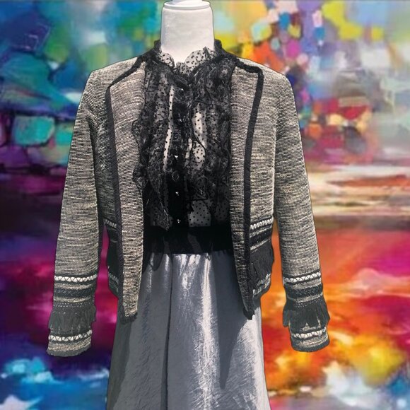 H&M Black White Tweed Open Front Collarless Short Jacket Fringe Accents Sz 8 NEW - Picture 1 of 6